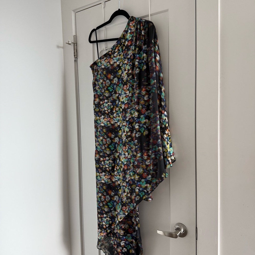 Halston abstract print one shoulder silk kaftan maxi dress - 6 (Medium) - Picture 3 of 7